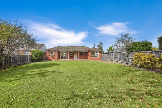 12 Brett Avenue, NSW 2077