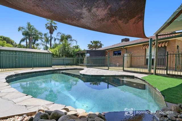 7 Hotham Circuit, NSW 2640