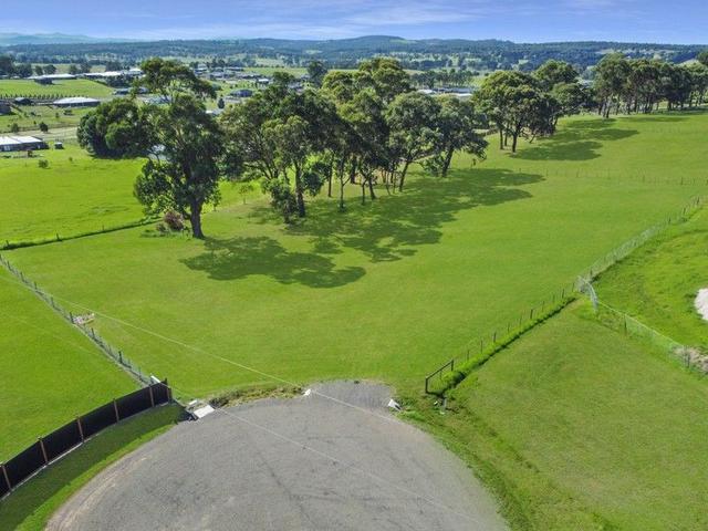 6 McBriar Court, VIC 3875