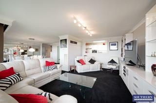 Lounge Room