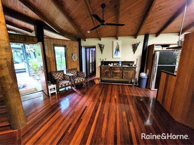 472 Buchanan Creek Road, Cow Bay, QLD 4873