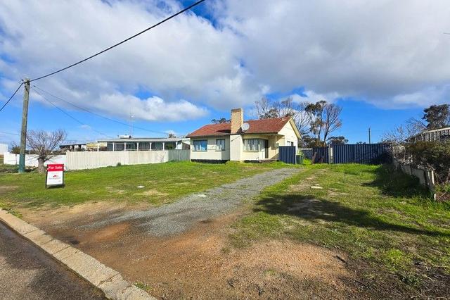25 House Street, WA 6335