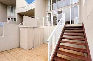 Balcony (2013-03-22)