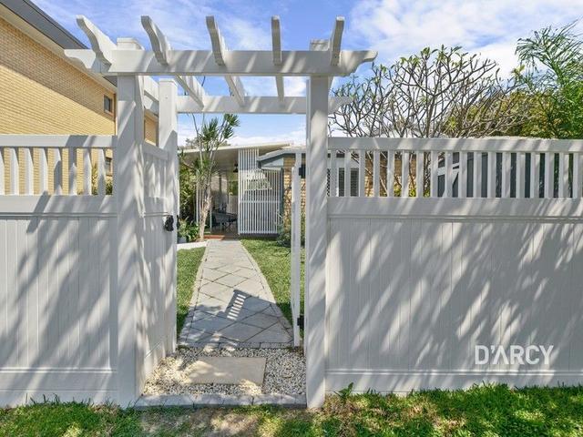 1/9 Little Jenner Street, QLD 4012