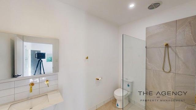 1/375 Lakes Creek Road, QLD 4701