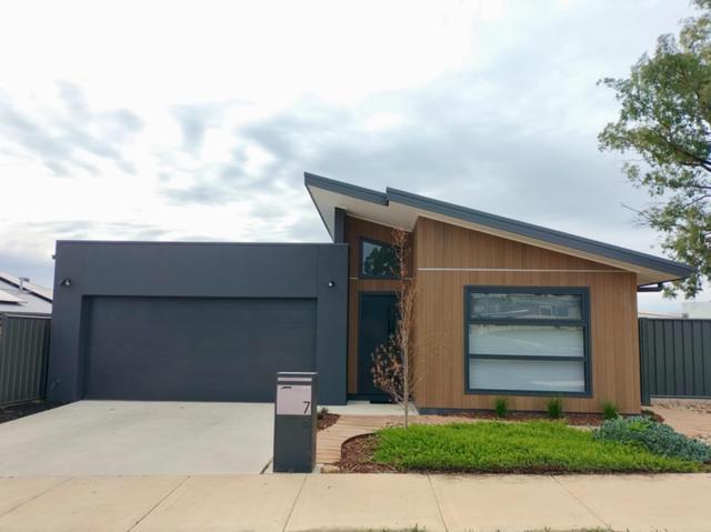 7 Johnstone Street, VIC 3550