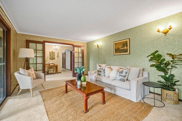 8 Billabirra Crescent, QLD 4211