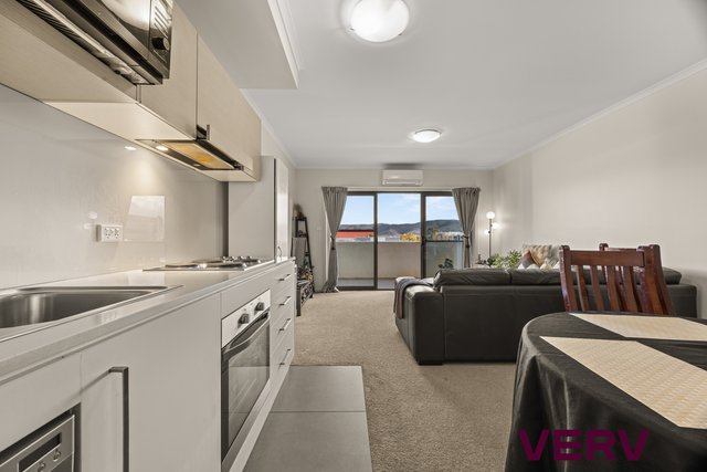 210/142 Anketell Street, ACT 2900
