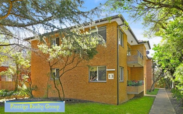 6/13 Burlington Road, NSW 2140