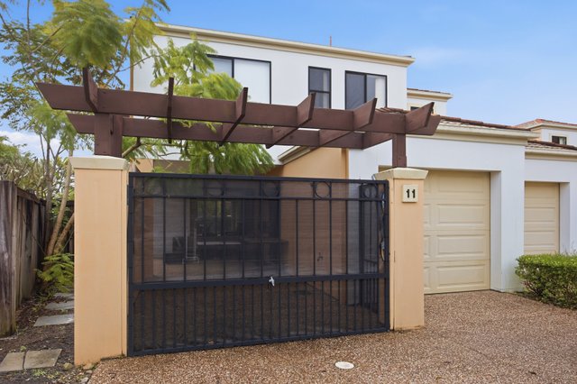 11/302 Christine Avenue, QLD 4227