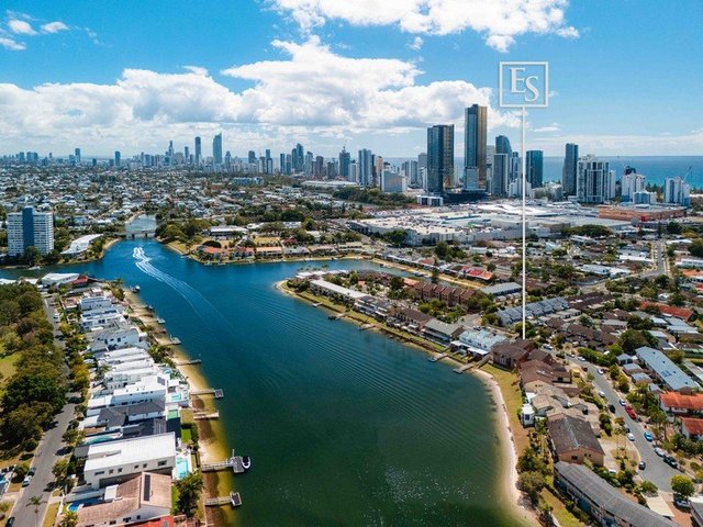 6/10 Aquila Court, QLD 4218