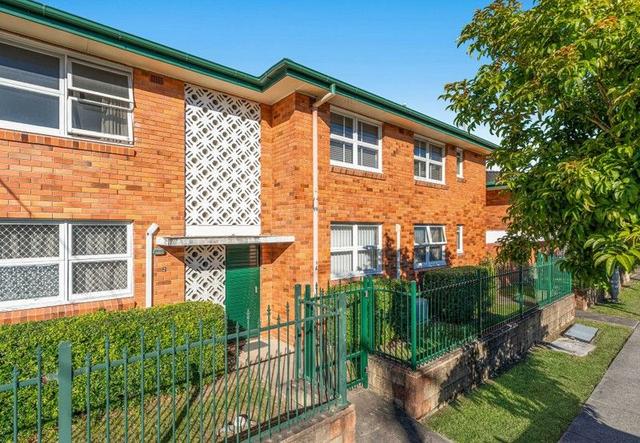 5/2 Carl Street, QLD 4102