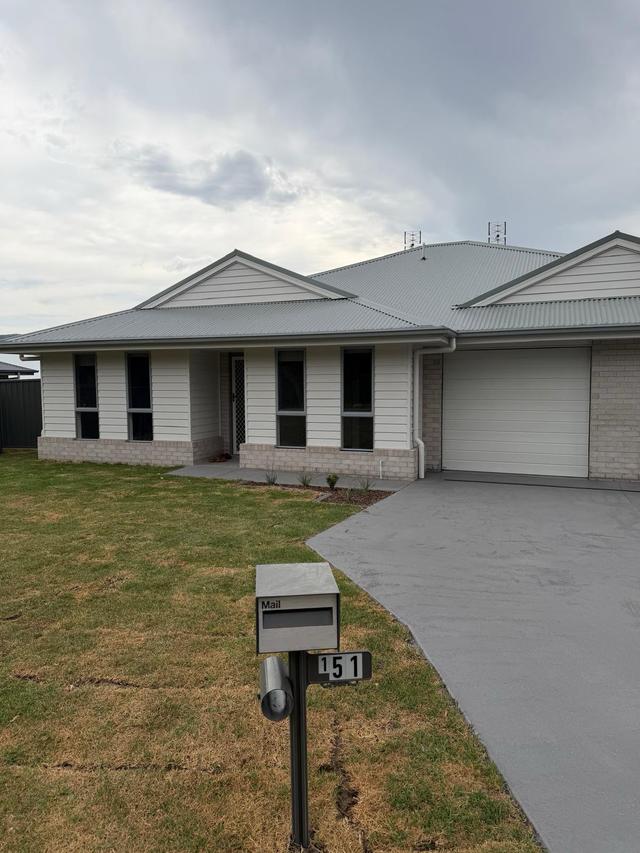 1/51 Crossing Street, NSW 2325
