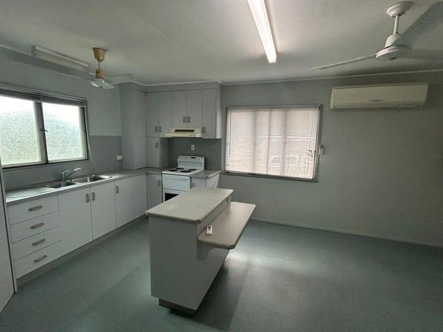 11-13 Welsh  Street, QLD 4680