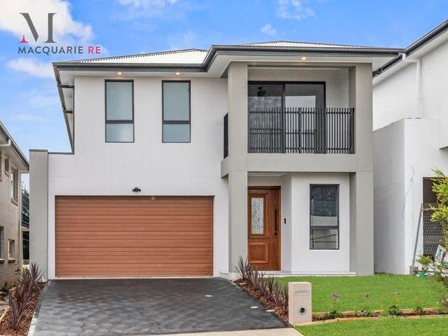 9 Coach House Street, NSW 2570