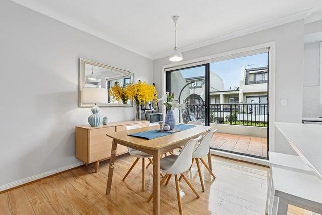 27/73 Banksia Street, NSW 2019