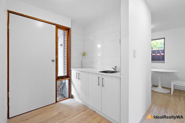 25C Agincourt Drive, WA 6155