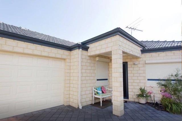 8C Wooramel Way, WA 6061