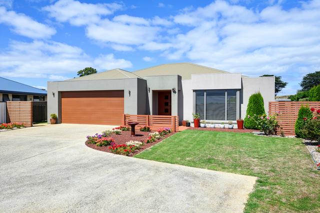 13 Ewington Way, TAS 7320