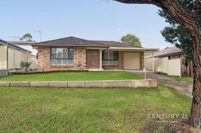 9 Farrendon Place, NSW 2567