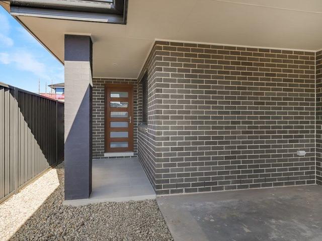 17a Arena St, NSW 2570