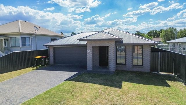 37 Wattle Avenue, QLD 4370