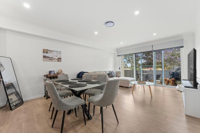 10/11 Karoo Street, NSW 2527