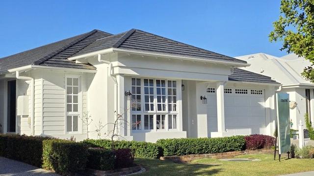 27 Hamilton Drive, QLD 4208