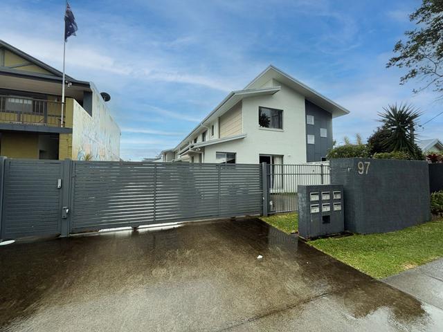 2/97 Park Beach Road, NSW 2450