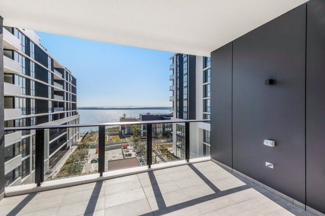 1008/455a Captian Cook Drive, NSW 2230
