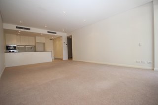 Living/ kitchen