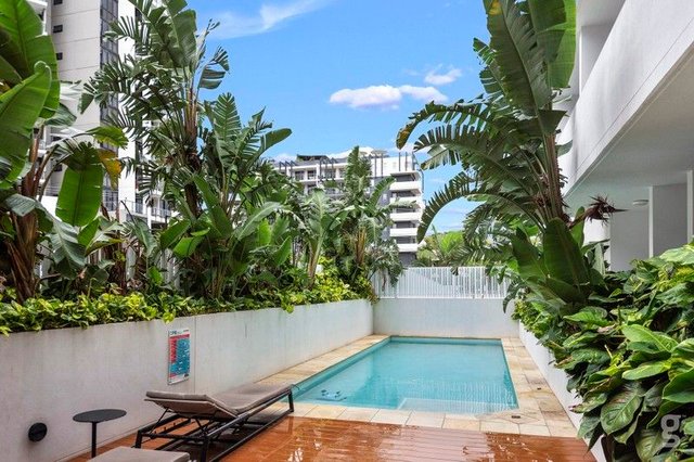 312/8 Deshon Street, QLD 4102