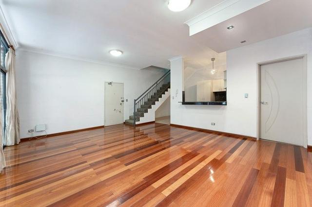 8/58-64 John St, NSW 2141