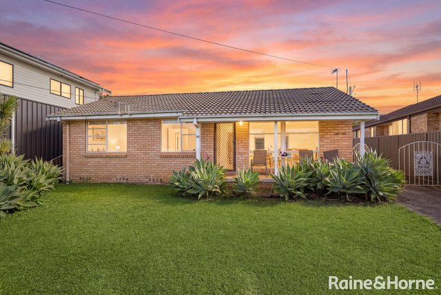 61 Kiarama Avenue, NSW 2533