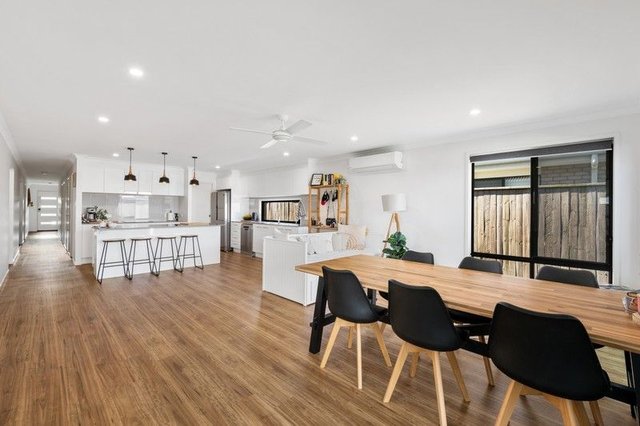 8 Bright Street, QLD 4553