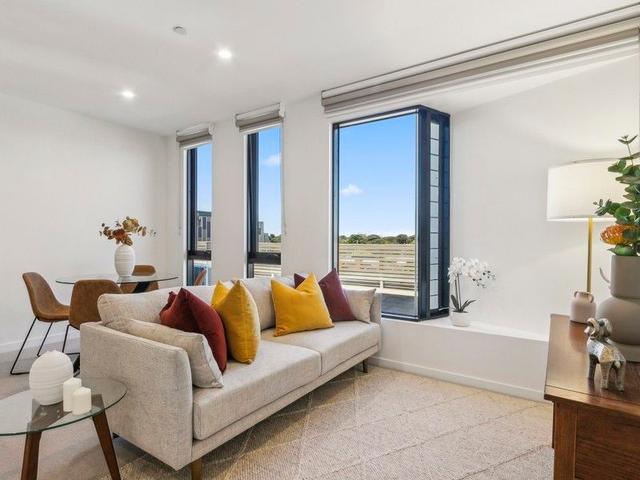 75/1 Asling Street, VIC 3186