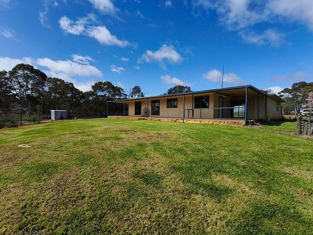 2138 North Woogenellup Road, WA 6324