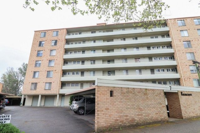 17/7 Sturt Street, NSW 2650