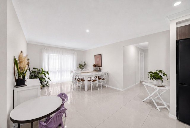 17 Dorset Street, QLD 4209