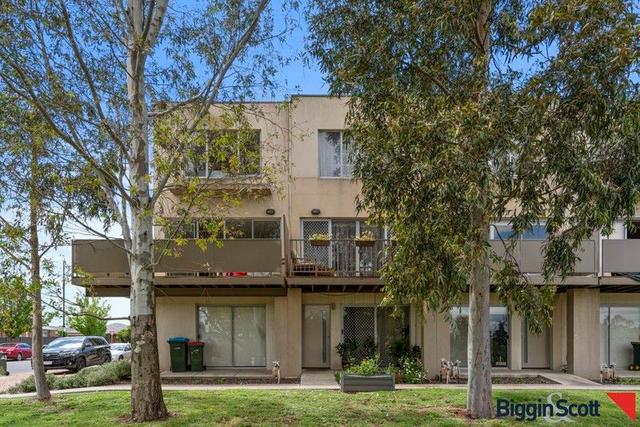 9/1 Clearwater Rise Parade, VIC 3029
