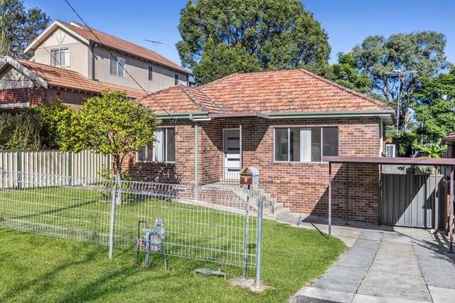 8 Suttor Avenue, NSW 2112