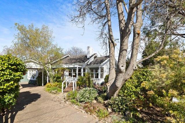 8 Highland Avenue, VIC 3190