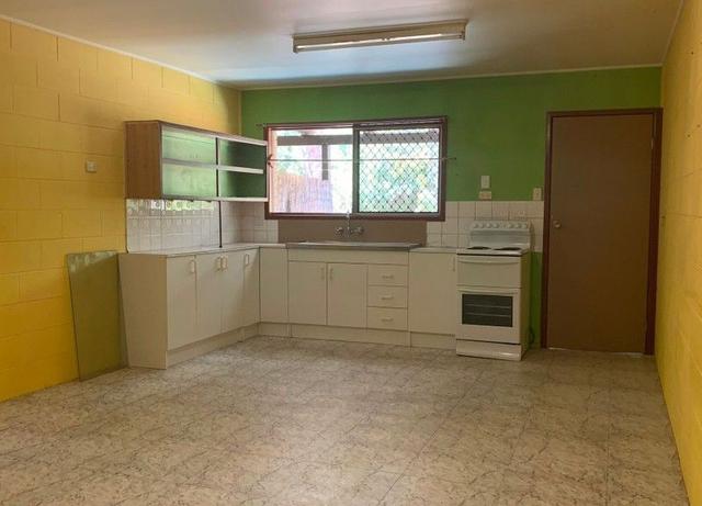 2/114a Waverley Street, QLD 4750