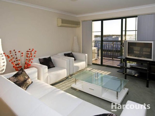 26/167 Grand Boulevard, WA 6027