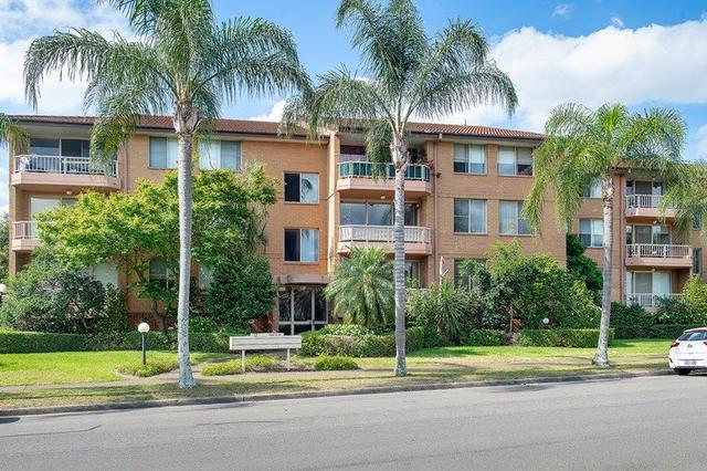 17/12 Frank Oliveri Drive, NSW 2170