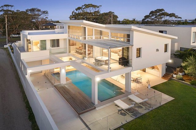 21 The Boulevarde, NSW 2219