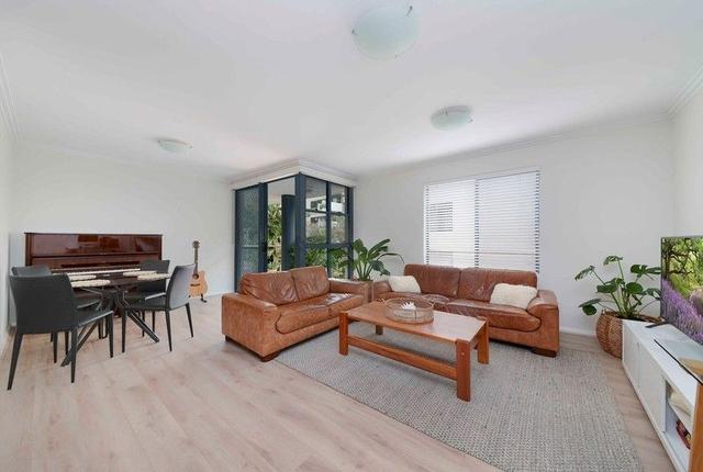 3/27 Waratah  Street, NSW 2011