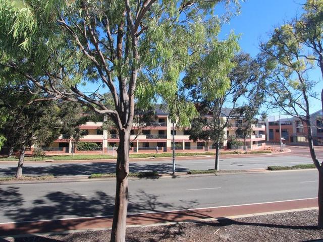 1/73 Grand Boulevard, WA 6027