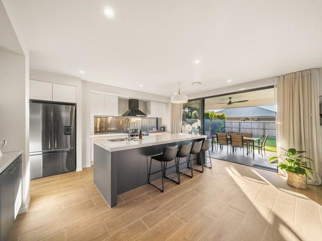 12 Yurri Street, QLD 4503