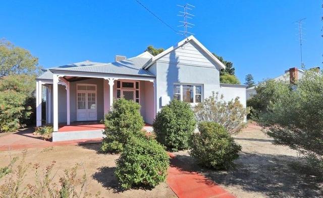 6 Fermoy Avenue, WA 6401